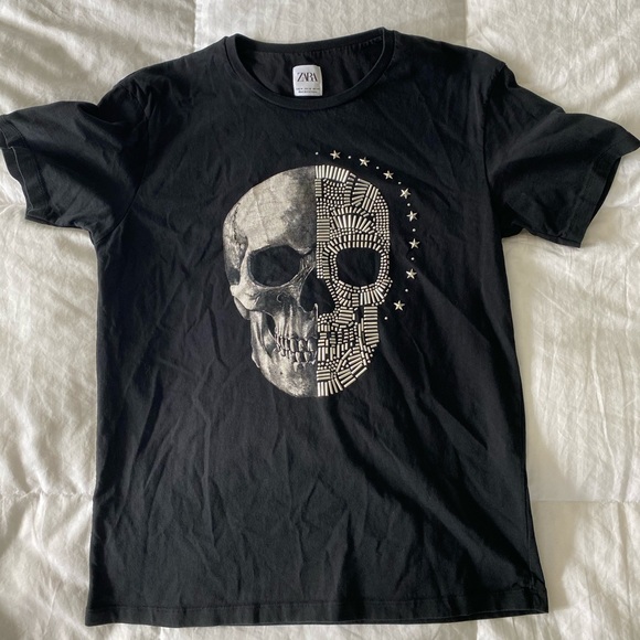 Skull T-Shirt - Picture 1 of 1